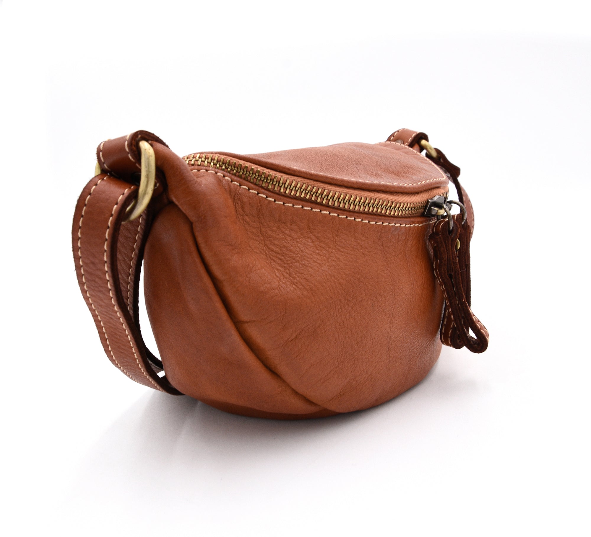 Avery Crossbody in Cognac