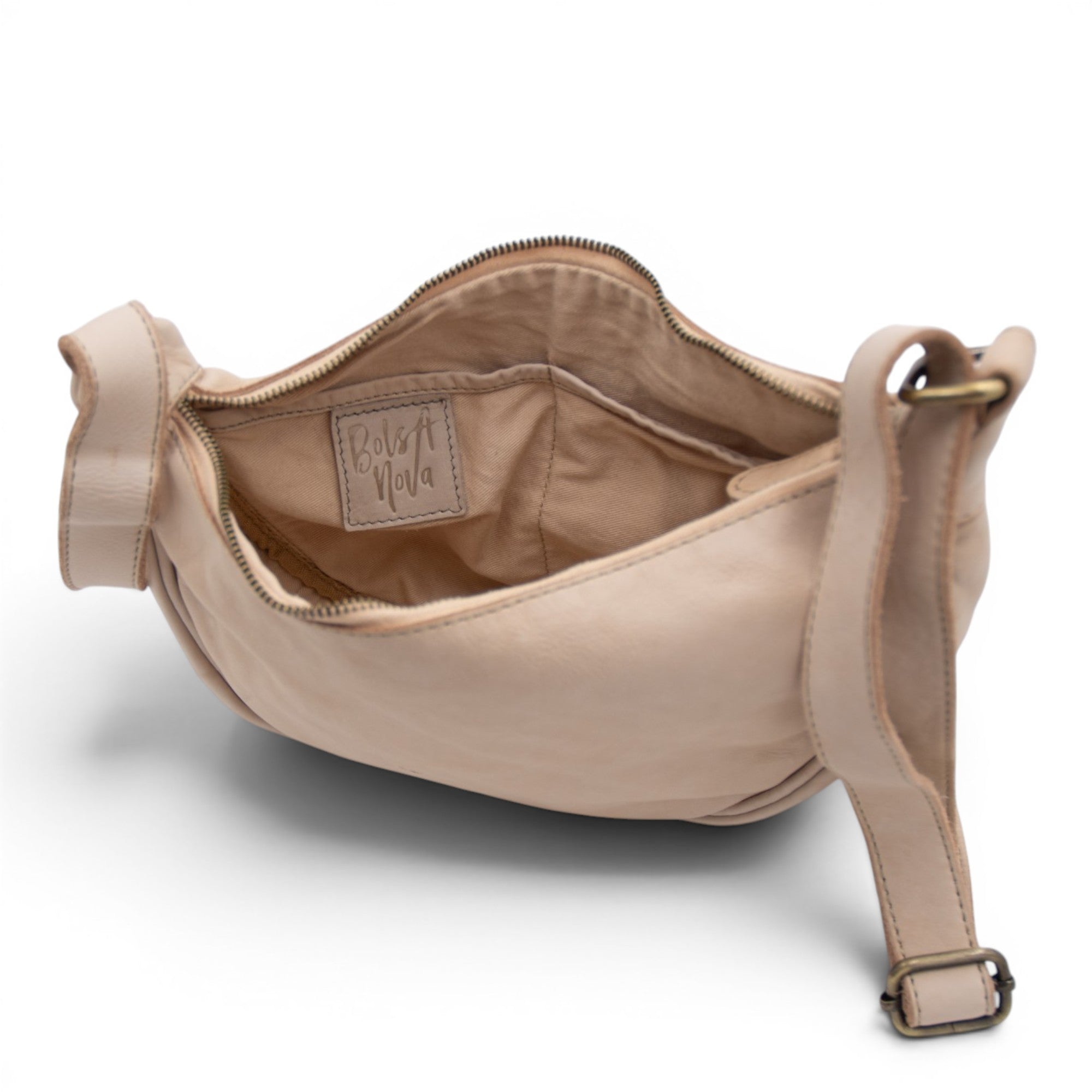 Hug Hobo in Light Taupe