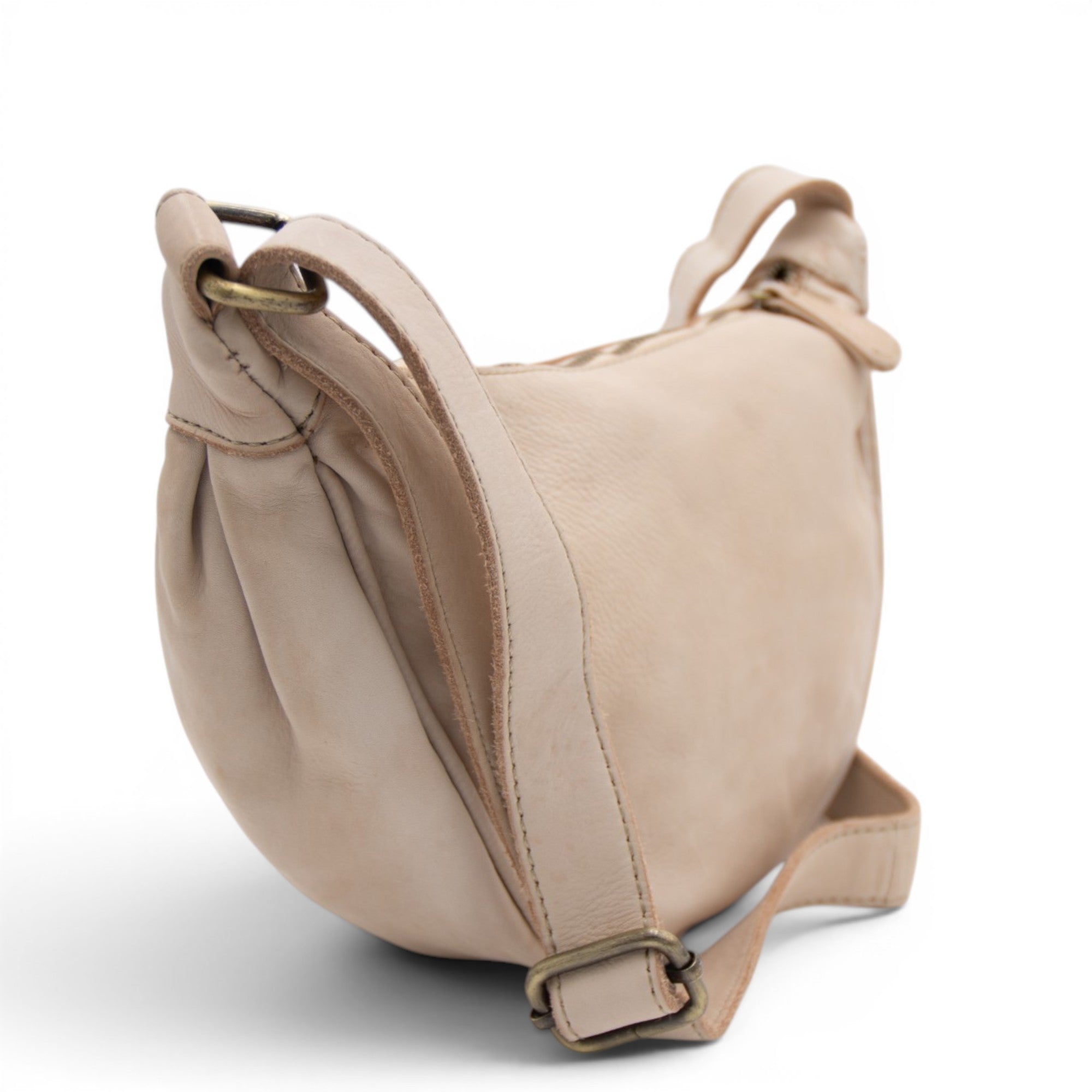 Hug Hobo in Light Taupe