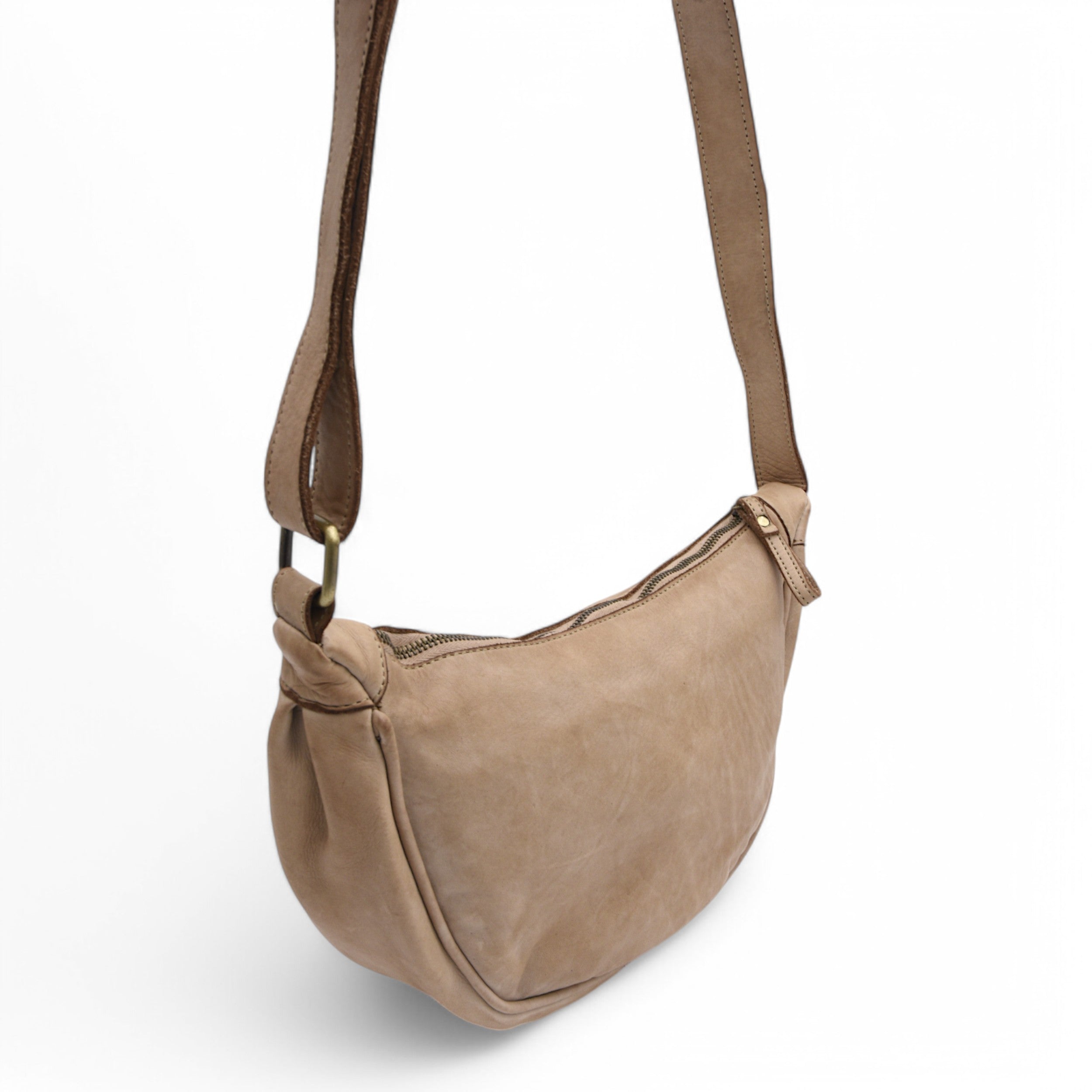 Hug Hobo in Light Taupe