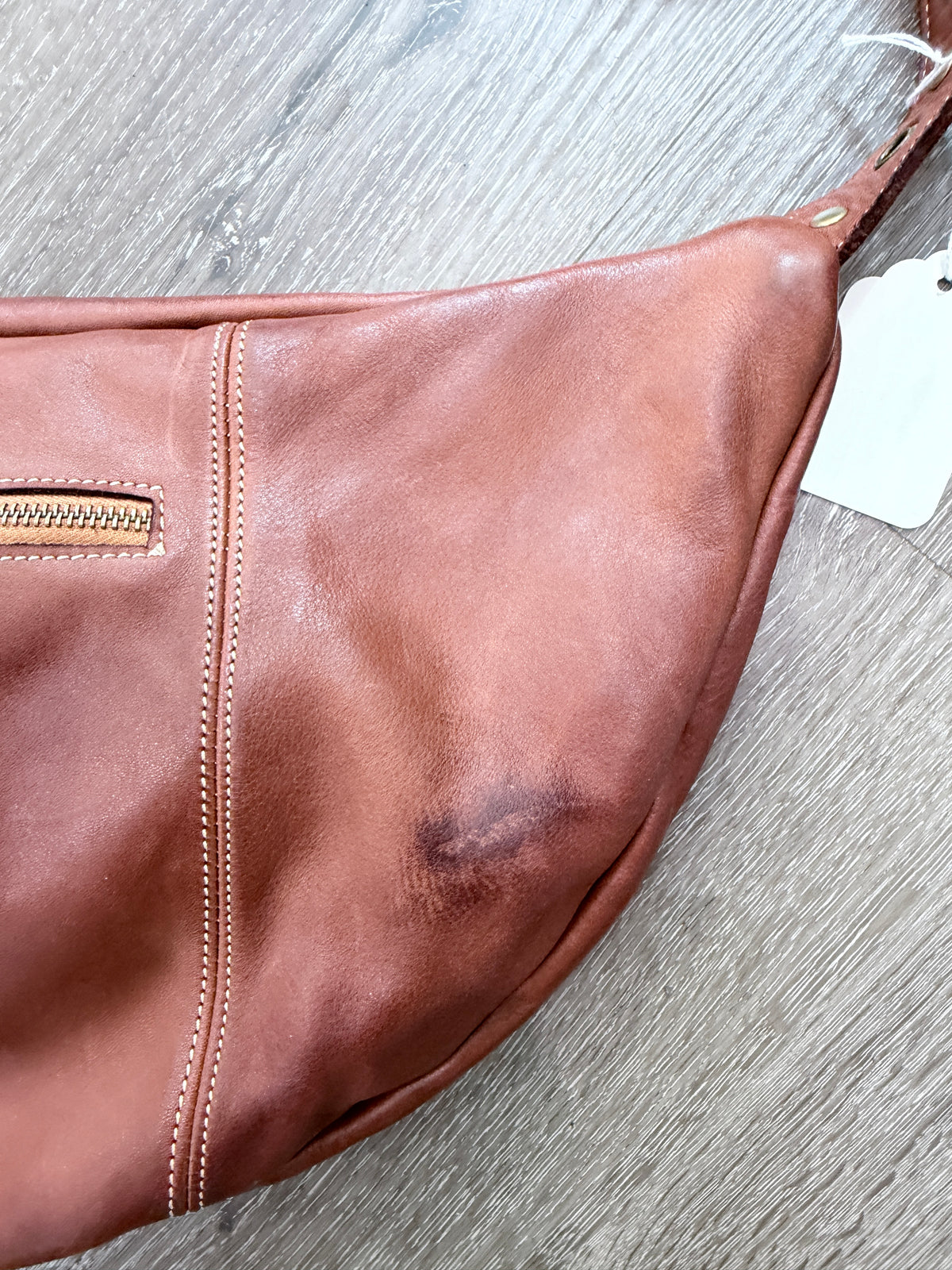 Bella Large Sling in Cognac - Sample Sale