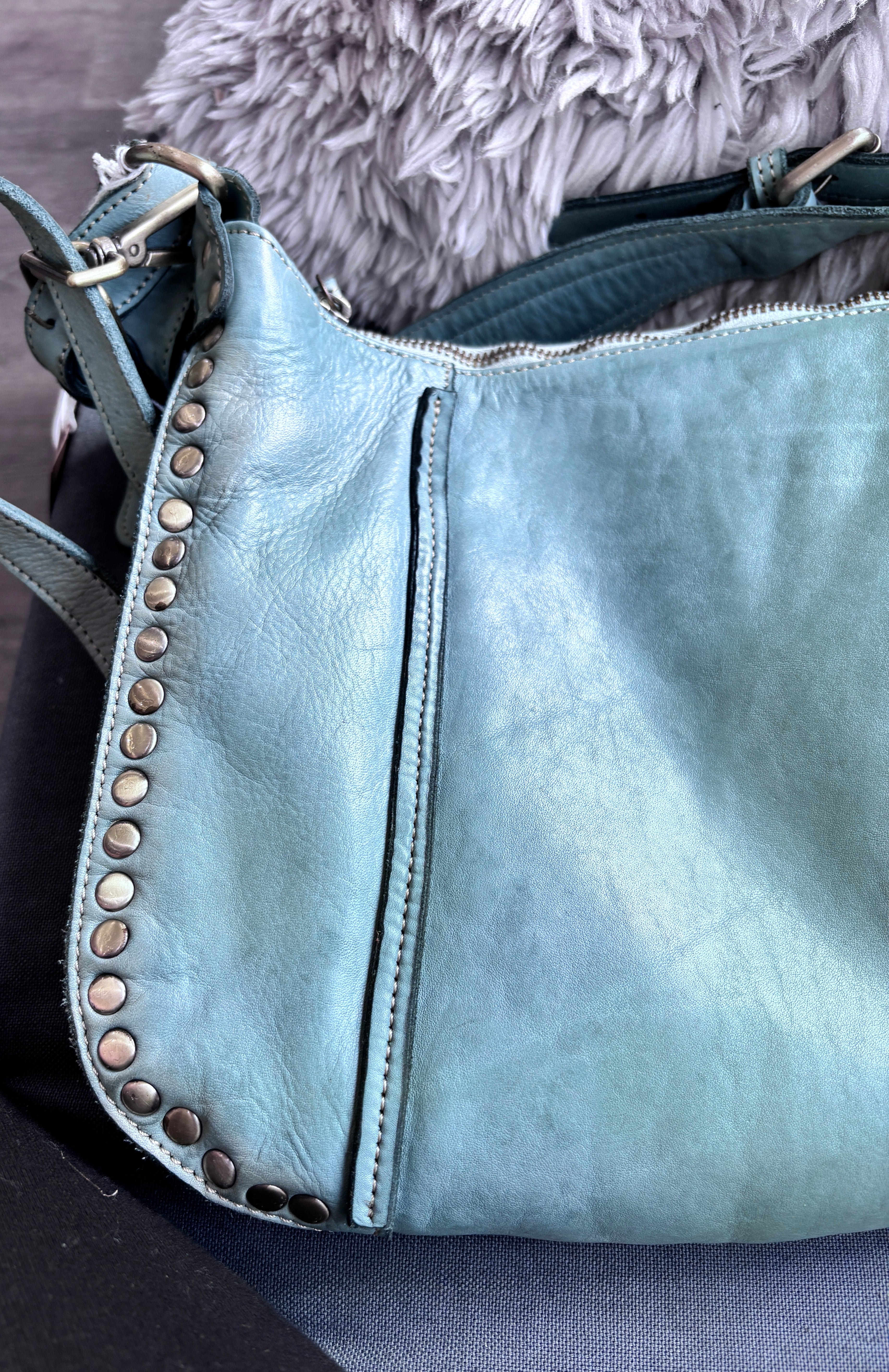 Sample Sale - Annalisa Crossbody in Pistachio