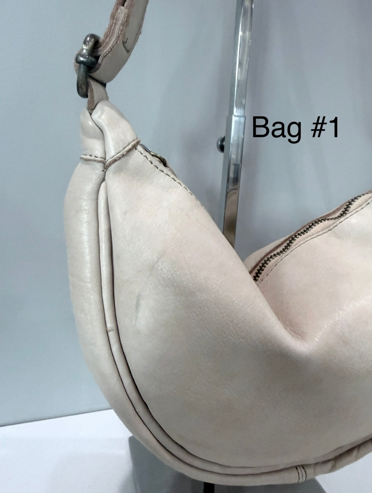 Hug Hobo in Light Taupe - Sample Sale